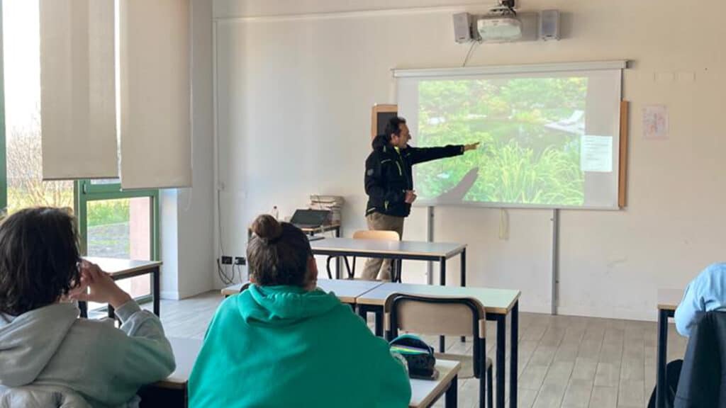 Lezione di Grechi Giardini in una scuola del territorio bresciano